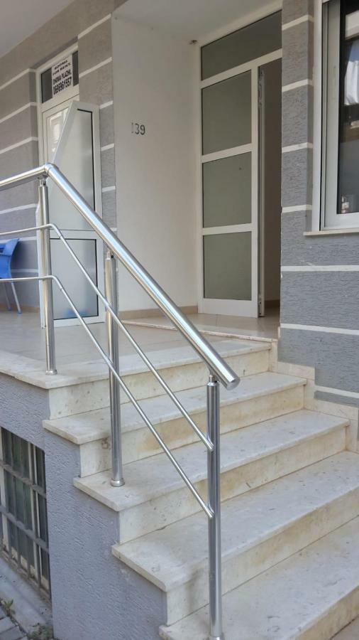 Saranda Apartments Esterno foto